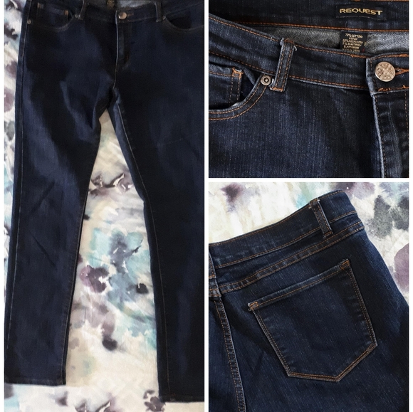 ๐๏ธ$5 ADD ON Request Dark Wash Skinny Jean - Picture 1 of 5